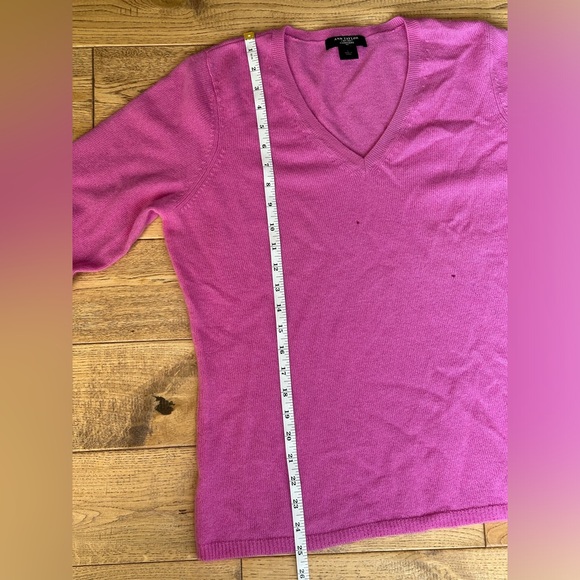 Ann Taylor 100% Cashmere V-Neck Sweater size Large - Picture 8 of 10